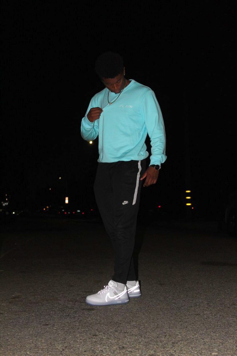 plainlosangeles's tweet photo. Blue Crewnecks for the Christmas Season. Bet? ❄️ Cop your own Plain Crewneck Sweatshirt now for $79! 

Plain Crewneck Sweatshirt: https://t.co/RZbxxUTHyQ

CYBER WEEK PROMO: BUY 2 and GET 2 items FOR FREE

#CyberWeek #cyberweeksale #CyberWeek2020 #crewneck #sweatshirt #sweatshirts https://t.co/EqOZqQTMj0