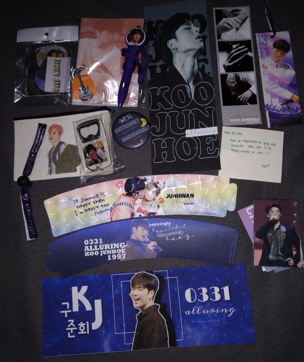 shee_iKON's tweet photo. Got these the other day. Thank you, @0331_Alluring &amp; @junhoespeaker! We're so excited to celebrate Junhoe's birthday last March, but I'm still happy to get these. Sulit ang pag-aantay, ang gaganda ng inclusion. 🥰

#0331AlluringKooJunhoe https://t.co/W9JBeVioCf