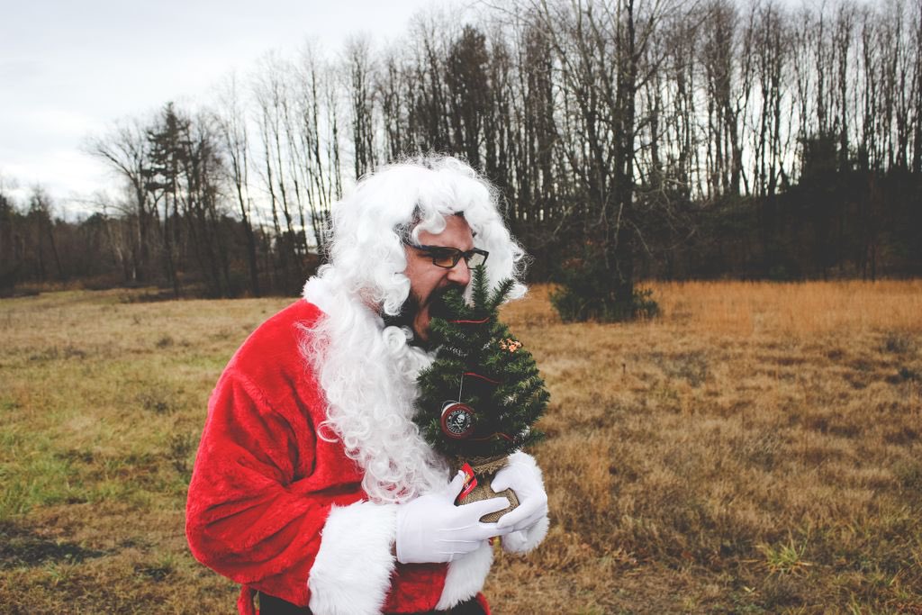 blake8494's tweet photo. @DeathWishCoffee When you want to impress the reindeer. 🦌☠️ https://t.co/ofPWhMroJZ