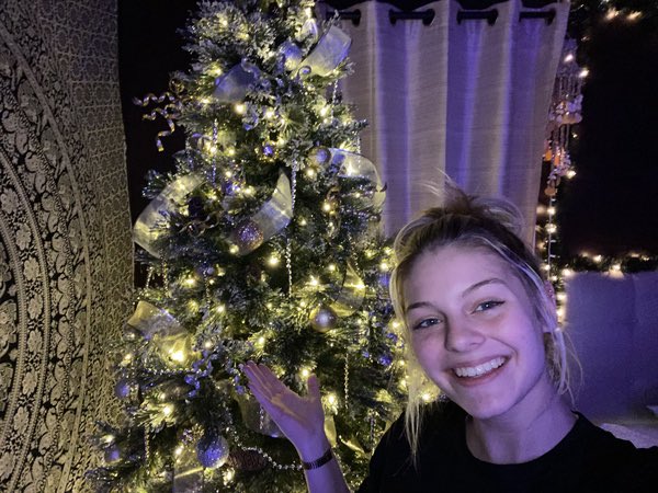 RochesterKey's tweet image. Today our members prepared for the holiday season by doing the Kindness Challenge of cleaning or decorating their houses!