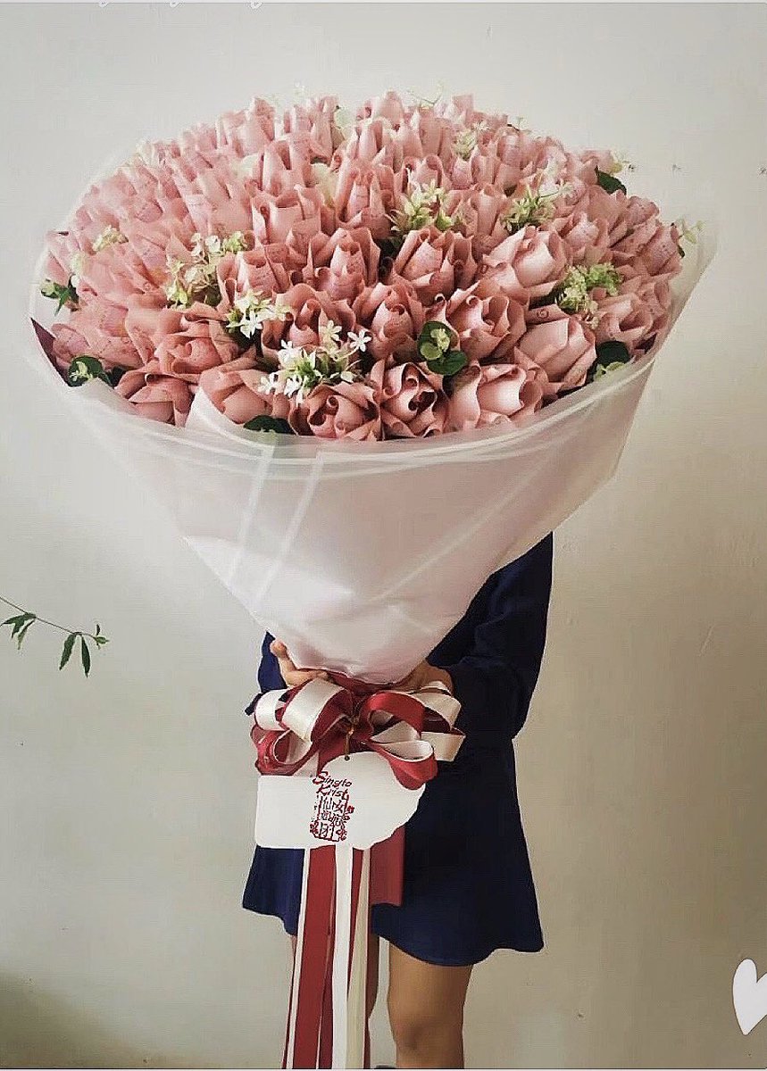 SKfairysisters's tweet photo. KristSingto
永远支持你
We will always support you
สนับสนุนคุณเสมอ
@stjinx_maya @kristtps
Special thanks to the designer : @Harriet_chx
#GMMTV2021
#ทีมพีรญา
#KristPerawat 
#SingtoPrachaya https://t.co/l6ljOKCSLu