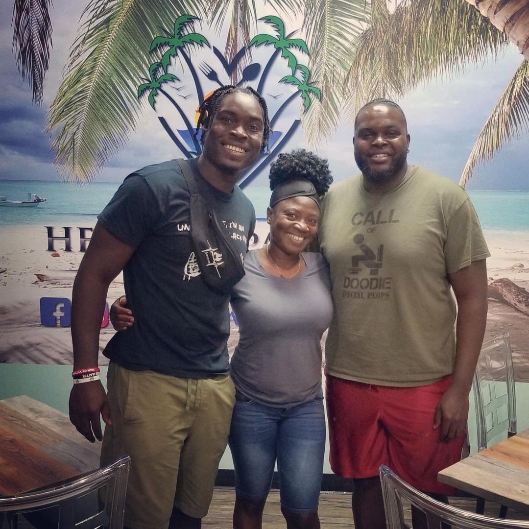 SoulFoodOfThick's tweet photo. Thank you so much @jamesandjonas for coming out and supporting us! We love y’all Stay Bless #haitiancomedy #haitiancomedian #haitian #HaitianFood  #caribbean #caribbeancuisines P.S The Haitian Woman Chef that makes it Happen In The Kitchen. https://t.co/7c19wlDpNC