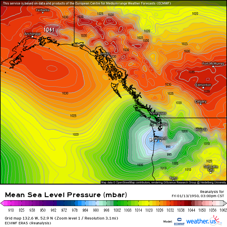 5/ Here is the setup: a 980mb low takes a perfect track, throwing a large gradient from interior of BC into Oregon of OVER 45mb! But notice something else here: The arctic high itself is not very strong.