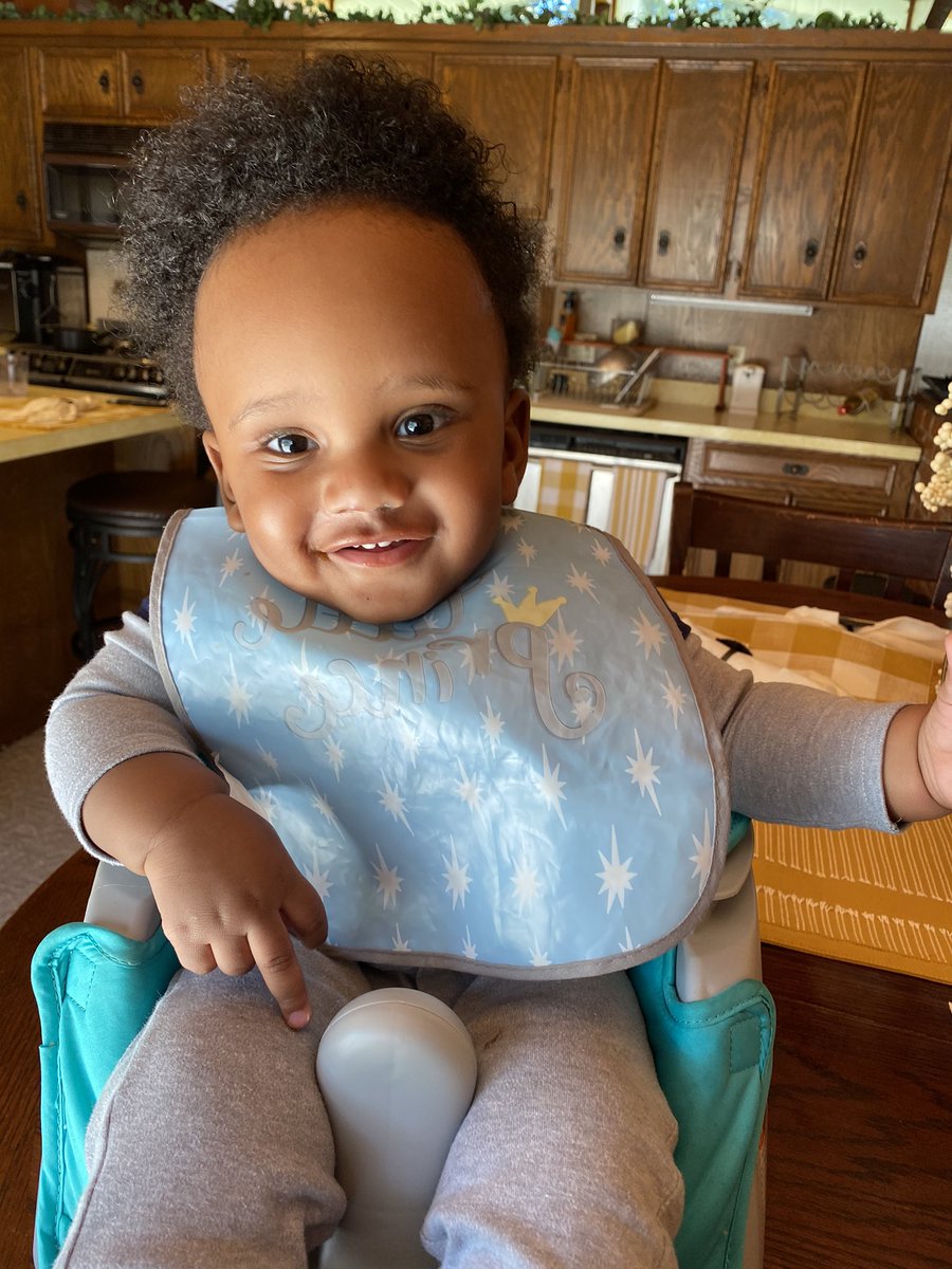 Pretty_TeeJay's tweet photo. Just realized i haven’t posted any recent pictures of my Dooda🧡💙 https://t.co/EuqS0ABtak