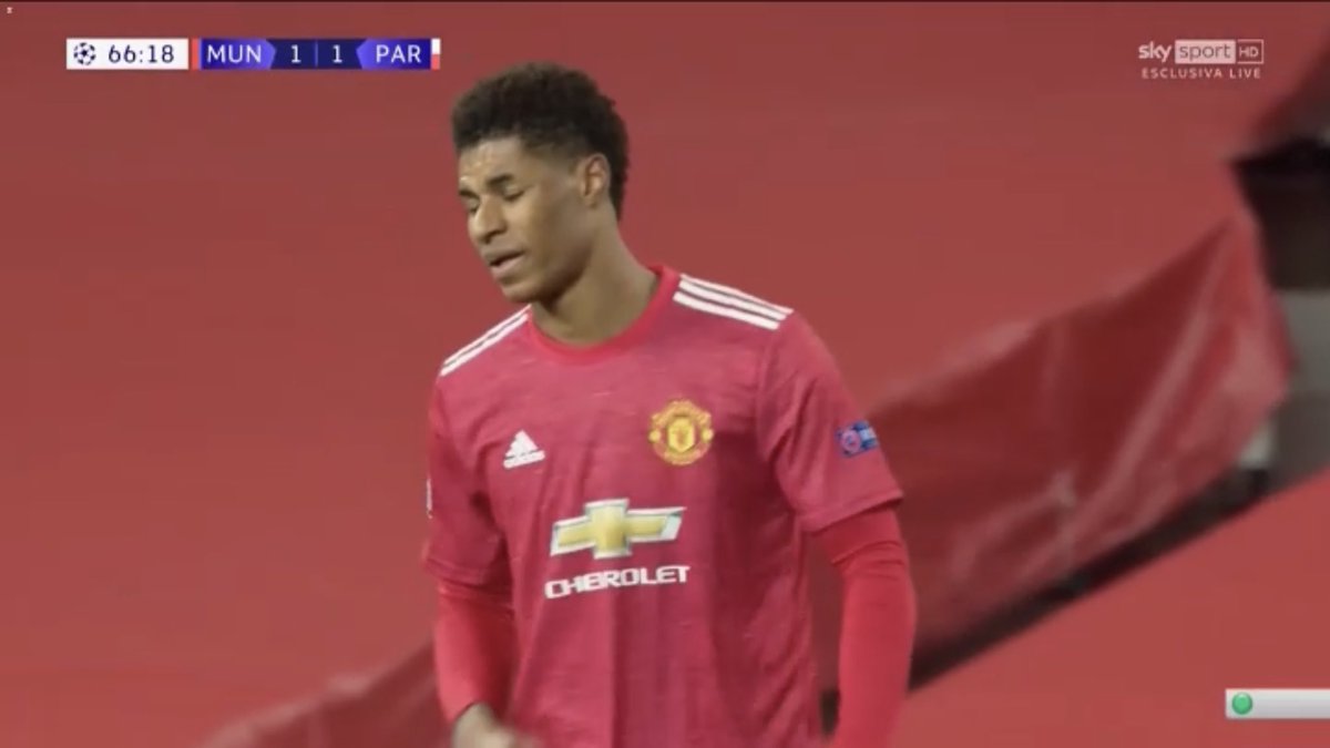 Here is Marcus Rashford gesturing to the bench in the 66th minute that he is not comfortable out there due to a shoulder injury. He is literally grimacing in pain.