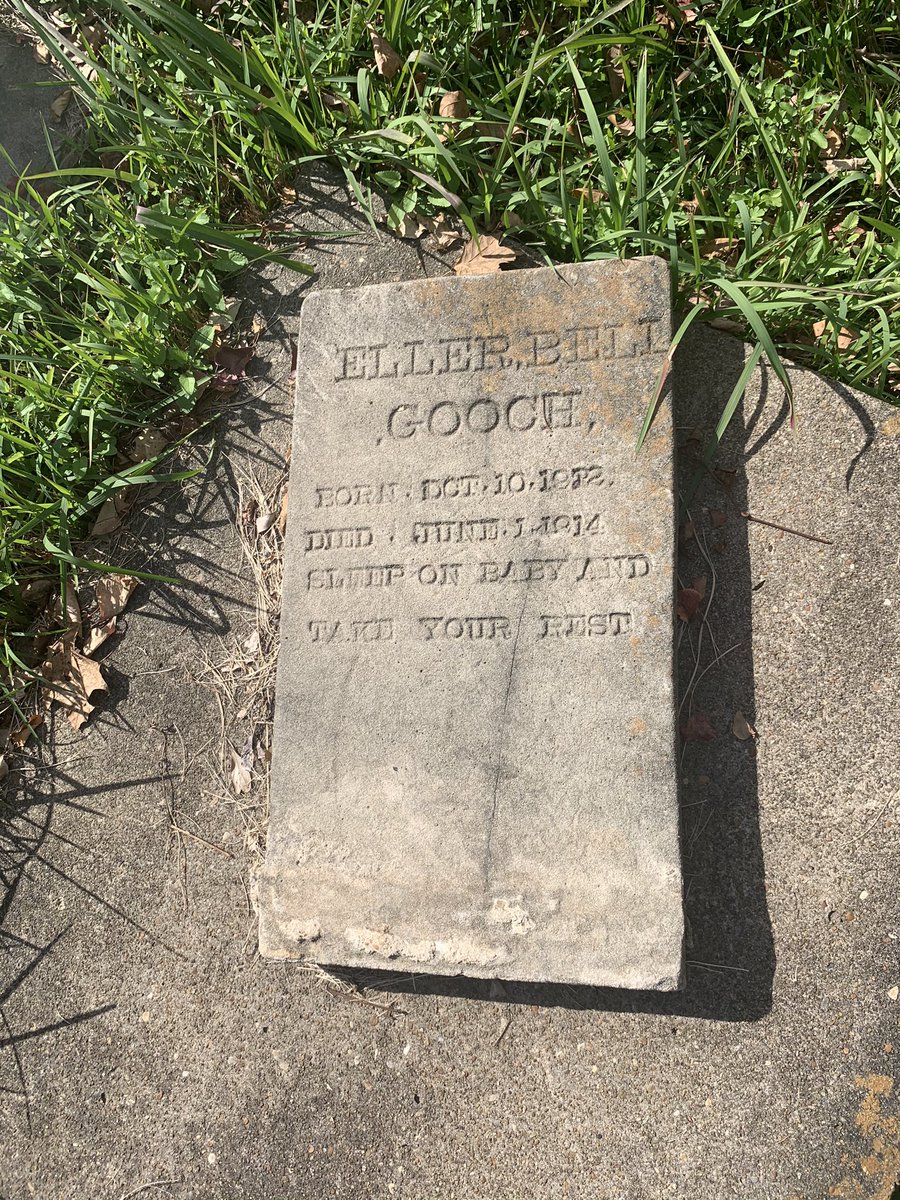 MinneishaP's tweet photo. These are tombstones that resides here in Mobile’s Plateau Cemetery, that houses the graves of what we know as the last enslaved to migrate to the US on the Clotilda @dffaaht1 #AFRUSA https://t.co/QAR8HUBHl5