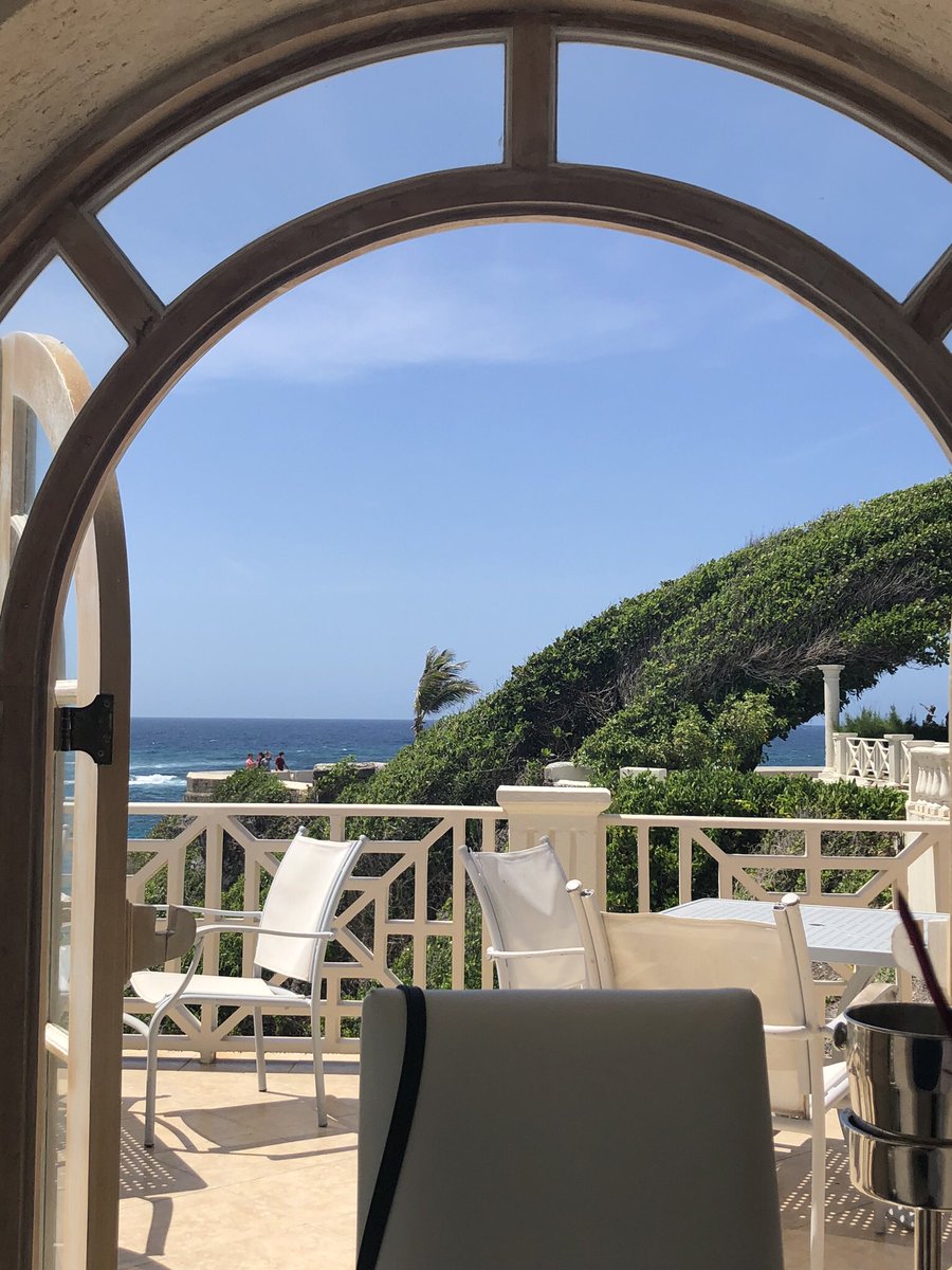 SarahLitzen's tweet photo. @CraneBarbados Taken during a lovely Sunday service brunch last year! https://t.co/tmjMaUNabc