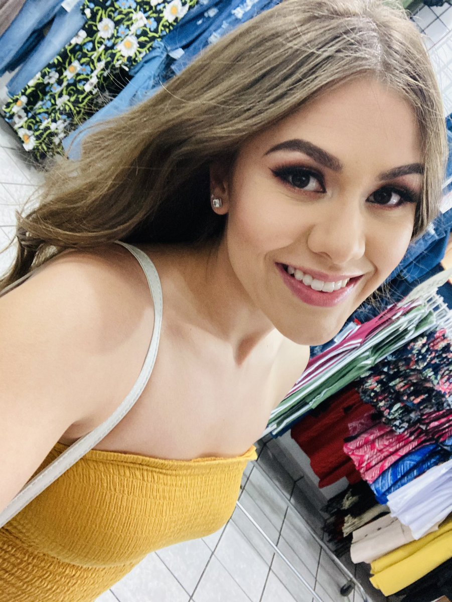 DenisseALop's tweet photo. 💕 https://t.co/V1zedSwiAC