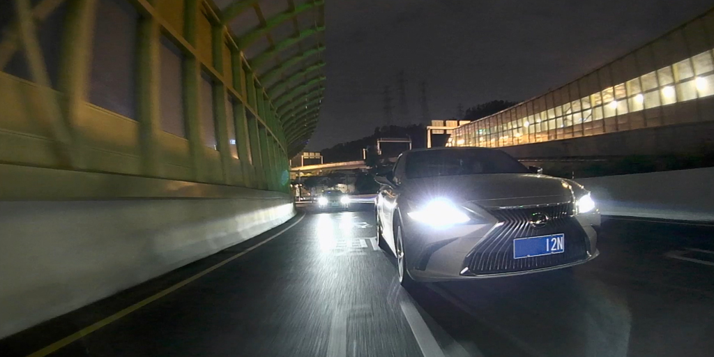 auto_vox's tweet photo. Four things you need to know about a dashcam. - 2. Night Vision - The best choice is F/1.6 -2.2 camera aperture.   V5 applied the SONY sensor with an F/1.8 aperture. 
https://t.co/daNLB08MkM
#AUTOVOX  #dashcam https://t.co/R3HlTX3CT2