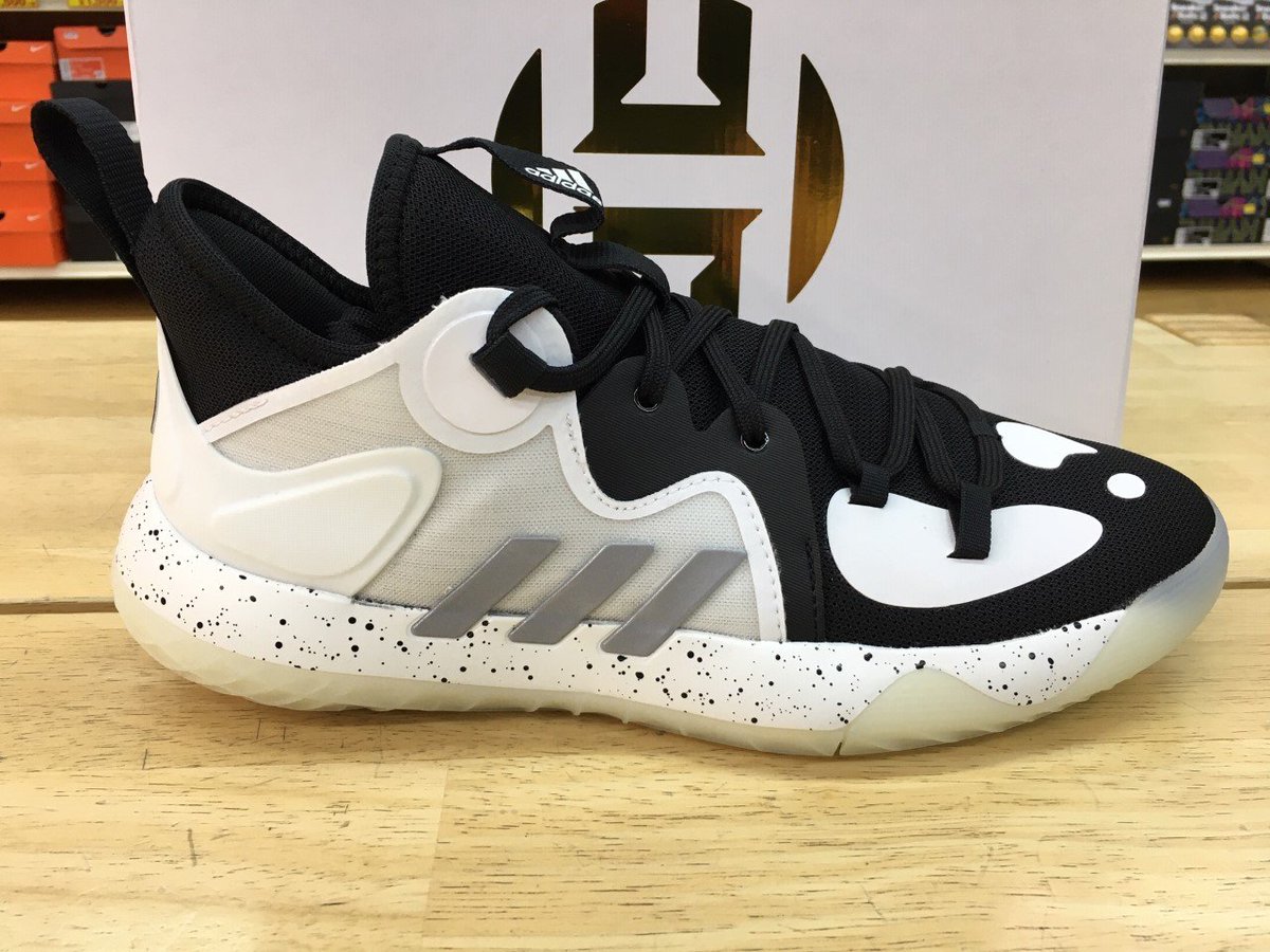 gallery2basket's tweet photo. 【新商品入荷】adidas Harden Stepback 2
(FZ1069,FZ1075,FZ1384)
https://t.co/hnBlYqMPeT
#gallery2 #ギャラリー2 #ギャラ2 #adidas #adidasbasketball #jamesharden #ハーデン #harden #ジェームズハーデン #hardenstepback2 #ハーデンステップバック2 #stepback2 #アディダス https://t.co/ZD5wlfXW2a
