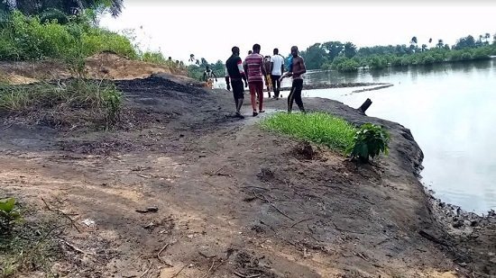 Niger Delta creeks where the youth are raking in millions through crude oil theft | TheCable https://t.co/3My9pA9JbW… https://t.co/UoB6iLTNKk"