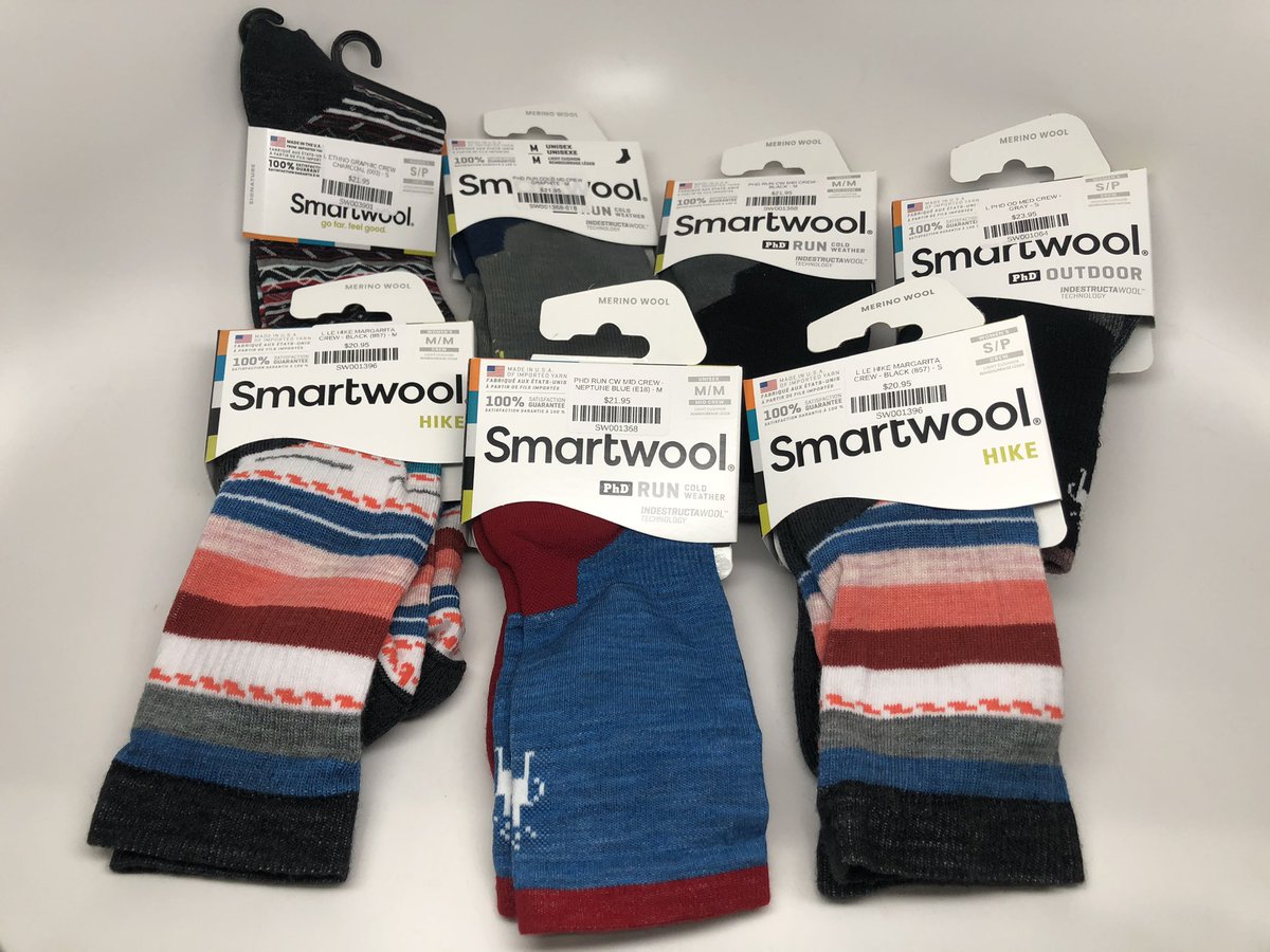 DickPond_STC's tweet photo. #22ToGo #Santa Warm warm socks! @Smartwool #KeepRunningForward https://t.co/StDuNGAopM