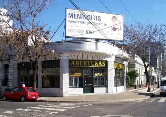 Foto: 8/2007. Terreno de 153 m² (6,61 m x 23,15 m). Alvarez Thomas Av. 702, Chacarita.
