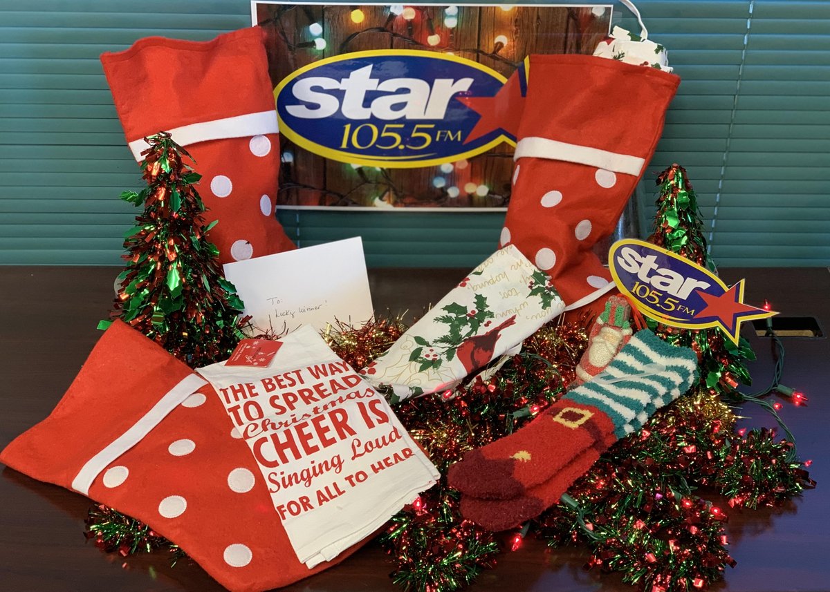 Star1055's tweet photo. Love shopping at @GoodwillNIL and today you can win Holiday stockings throughout the day including $50 gift cards! Listen for Twinkle the Elf with us the 8am hour today to win. #HolidayStocking - @radiojoecicero @TinaBree2 https://t.co/mdzifXiqFw