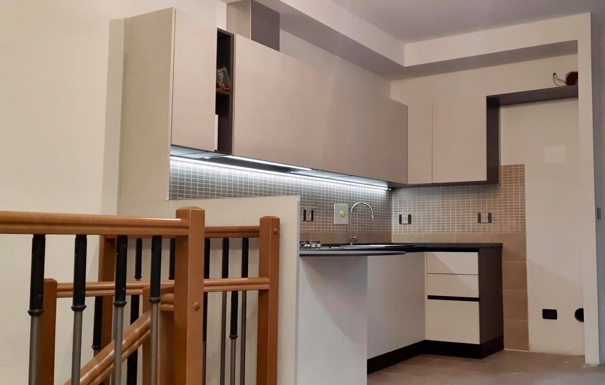 RaggiArreda's tweet photo. Per rendere ogni ambiente della casa più funzionale, abbiamo progettato per un nostro cliente un angolo cucina della ditta #Dibiesse che permette di recuperare spazio e comodità!👨‍🔧 #progetto #arredamento #cucina #Bologna #Raggiarreda https://t.co/yQICDKFiAj