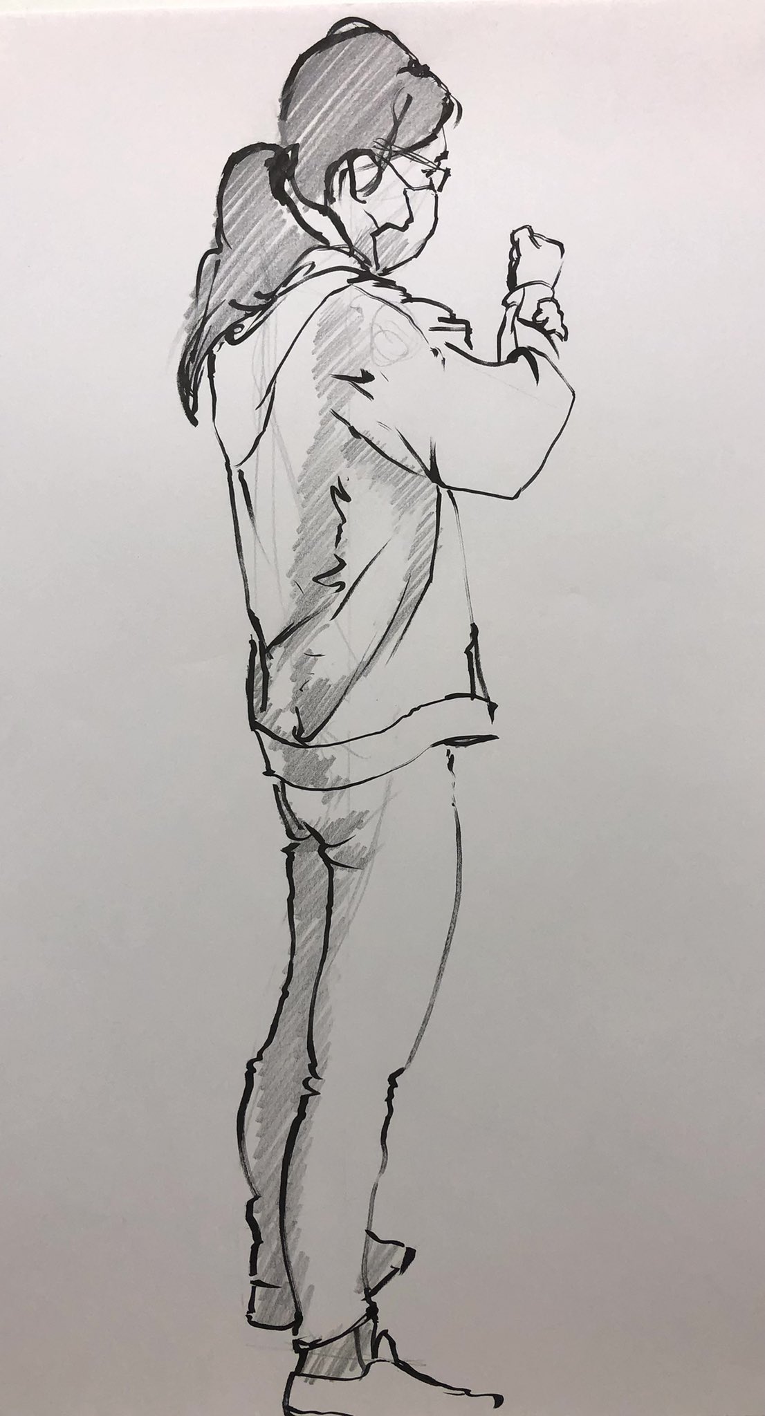 立嶋滋樹 クロッキー Croquis 筆ペンに鉛筆 5分 筆ペンで描くクロッキーは 線に沢山の情報が詰め込まれる インスピレーションがシゲキされますね 体力いるけど T Co Iibxbdzhj1 Twitter