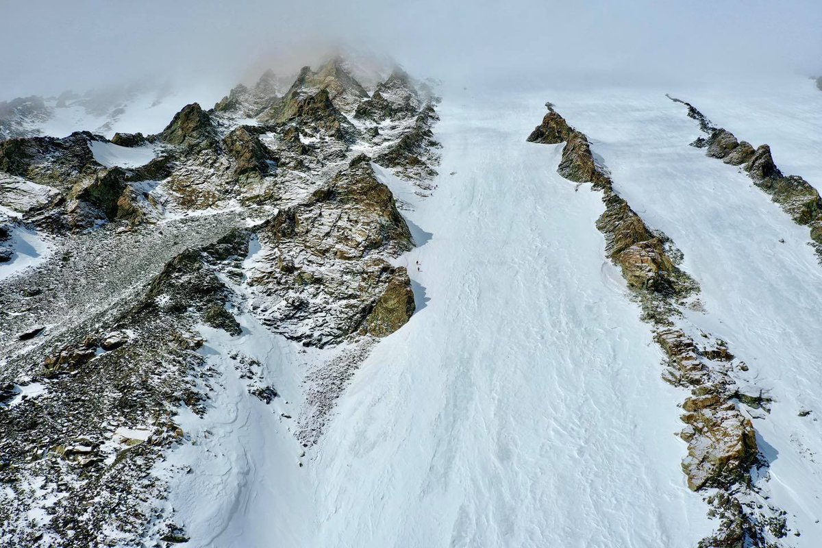 665mk11's tweet image. Зимнее восхождение на К2 (Чогори), команды стартуют с 21 декабря по 21 марта 2021 года