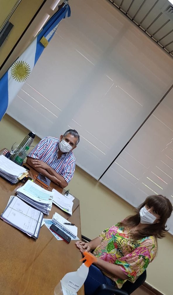 PMRiveros3's tweet photo. Con el Presidente Cge prof. Galarza trabajamos  cuestiones  de agenda sobre reunión interinstitucional Modalidad ECE y cierre ciclo 2020 .
#TrabajoEnEquipo
#Acompañamiento  @jalbertogalarza @linares_cielo @CGEMisiones @cjdechat @anibal_arroyos @grillo141 @udpm_info https://t.co/TuVTPsK5M8