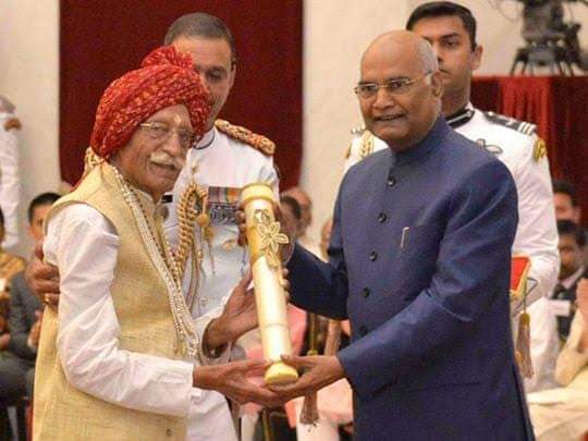 prajaktdada's tweet photo. मसाल्यांचे बादशाह म्हणून जगात ख्याती असलेले एमडीएच समूहाचे सर्वेसर्वा महाशय धर्मपाल गुलाटी यांना भावपूर्ण श्रद्धांजली!
#DharmapalGulati https://t.co/iyQTmY5FkX