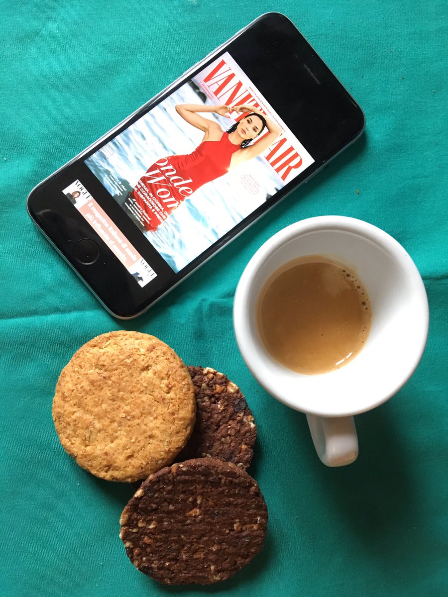 FraLauricella's tweet photo. #goodmorning #coffee #italiancoffee @VanityFairIt @GalGadot.
#buongiorno #BuongiornoATutti #myvanity #caffé 100% arabica @caffevergnano @mulinobianco. https://t.co/OodNuyry0Y