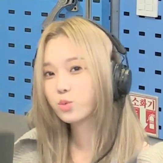 Taeyeon and Winter as each other : a thread