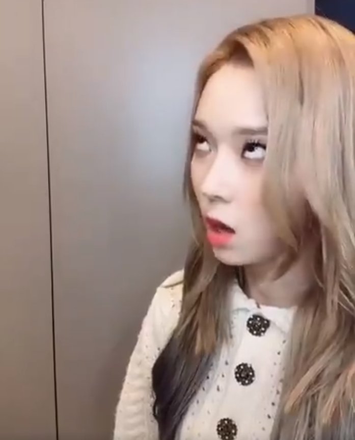 Taeyeon and Winter as each other : a thread