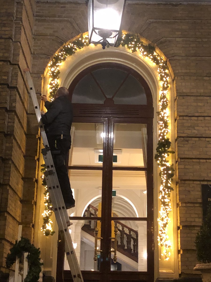 A sneak preview of our Christmas styling at the InterContinental Amstel Amsterdam! To be continued <a href="/AmstelHotel/">Amstel Hotel</a>....
#christmastree #christmastyling