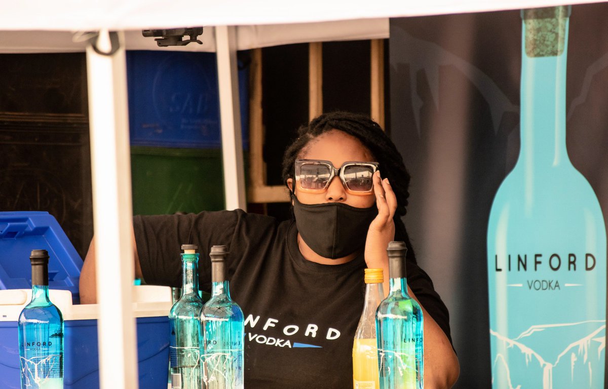 LinfordVodka's tweet photo. Remember to get yourself a bottle of #LinfordVodka at: 
🍹KTA Offsales 
🍹Station Off Sales
🍹Twisters Off Sales
🍹Buitumelo Off Sales
🍹Mohale's Hoek Busy Corner 
🍹Border Gate Off Sales
And indulge in the taste of character 🔞 https://t.co/rkJuqDw9EK