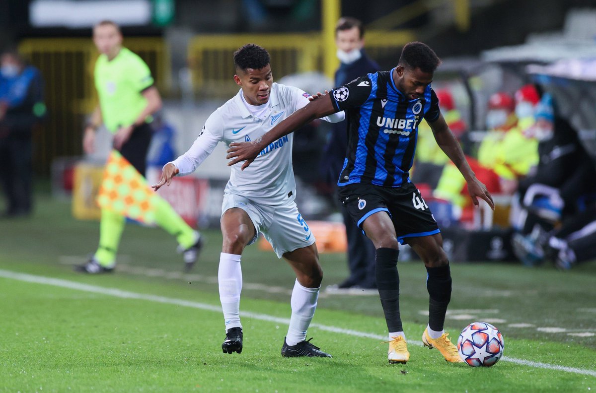 fczenit_de's tweet photo. Die Bilder vom Spiel in Belgien 🇧🇪 sind online. #CLUZEN #UCL  

📸 https://t.co/zYB54ANK6L https://t.co/tkWtEAEK7P