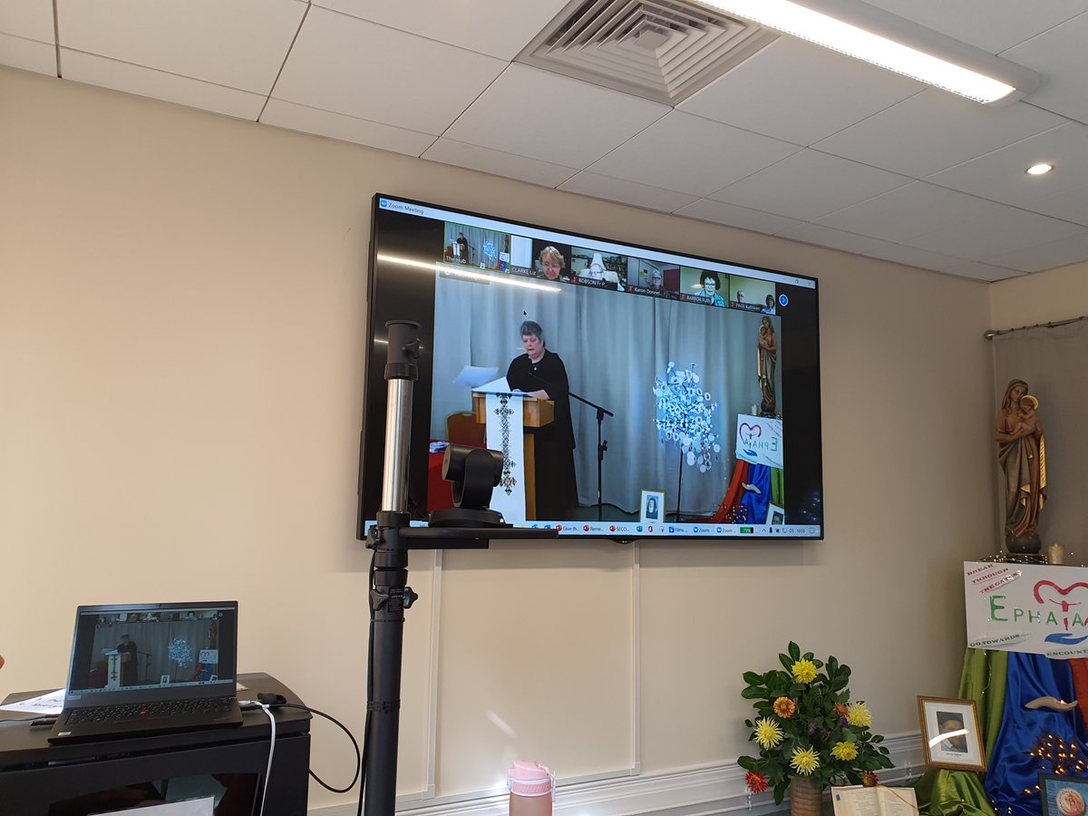 OfReligious's tweet photo. Harnessing the power of #technology: how one congregation was determined not to be defeated when it came to holding a meeting of Sisters across the UK & Australia:
https://t.co/g77kiajJ56
#pandemic #religiouslife #adaptingtogether https://t.co/WnQDmHzRpp