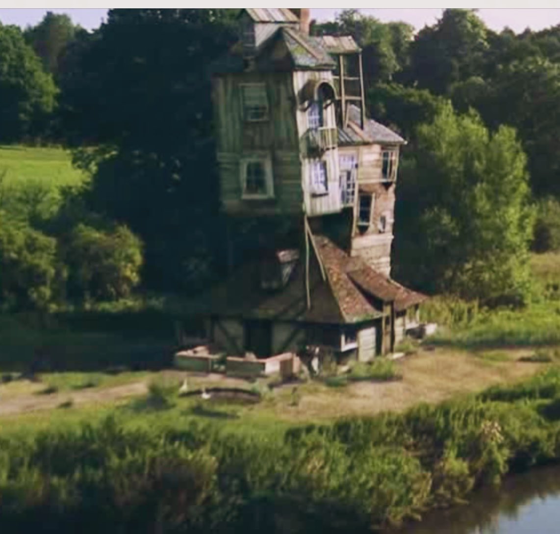 GryffindorFredW's tweet image. 𝐹𝓇𝑒𝒹 𝒲𝑒𝒶𝓈𝓁𝑒𝓎

—❝ You know, George, I&apos;ve always felt our futures lay outside the world of academic achievement.❞—

❝ Fred, I’ve been thinking exactly the same thing.❞

~ ɢʀʏꜰꜰɪɴᴅᴏʀ.
  ~ ᴘʀᴀɴᴋꜱᴛᴇʀ.
   ~ ʙᴇᴀᴛᴇʀ.
    ~ ʜᴀꜱ ᴀ ʙɪɢ ʜᴇᴀʀᴛ.