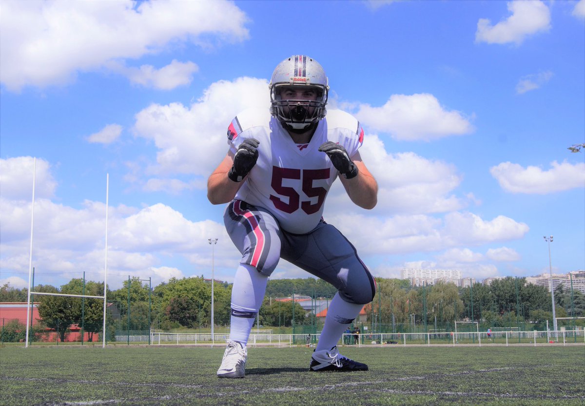 [REPRISE GENERALE]

Toutes nos équipes sportives peuvent enfin reprendre « normalement » les entraînements.

Dès demain pour nos jeunes et dès mardi pour les autres sections.

18h30/20h au stade des Peupliers de Villeurbanne.
#reprise #sport #footus #cool #footballamericain #fun