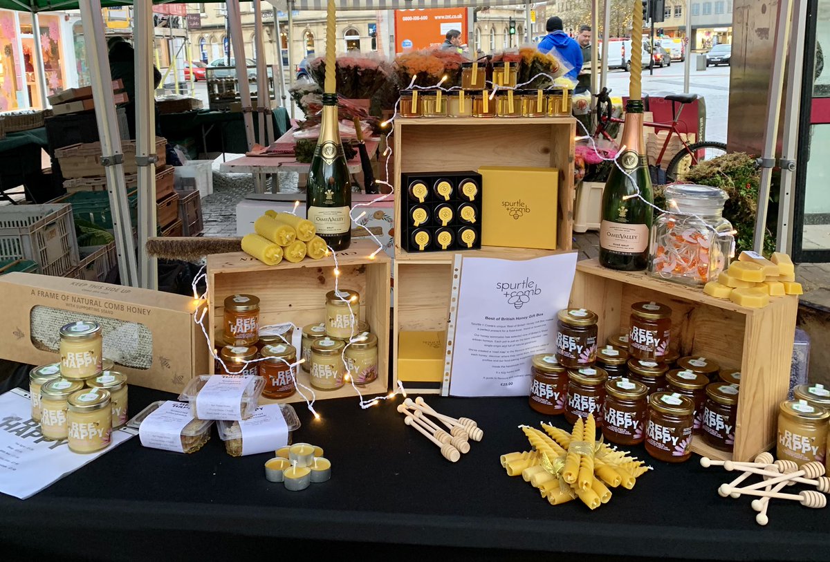 anneashford's tweet photo. Sweetness &amp; light at today’s @TauntonFmarket Come along for award-winning #Somerset #honey, #honeycomb, #candles &amp; #gift boxes. Plus there’s the freshest veg, eggs, bread, meat &amp; Christmas wreathes &amp; lots more. #buylocal #getreal #raw https://t.co/wzDVi9mWxq