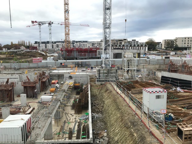 AteliersFemia's tweet photo. Sono stati avviati i lavori per il Lot G della ZAC Parc Centrale del nuovo Eco-quartier La Vallée a #ChatenayMalabry.
Atelier(s) Alfonso Femia per @EiffageImmo

#AF517 #architecture #constructionwork #project https://t.co/74szEjFAGh