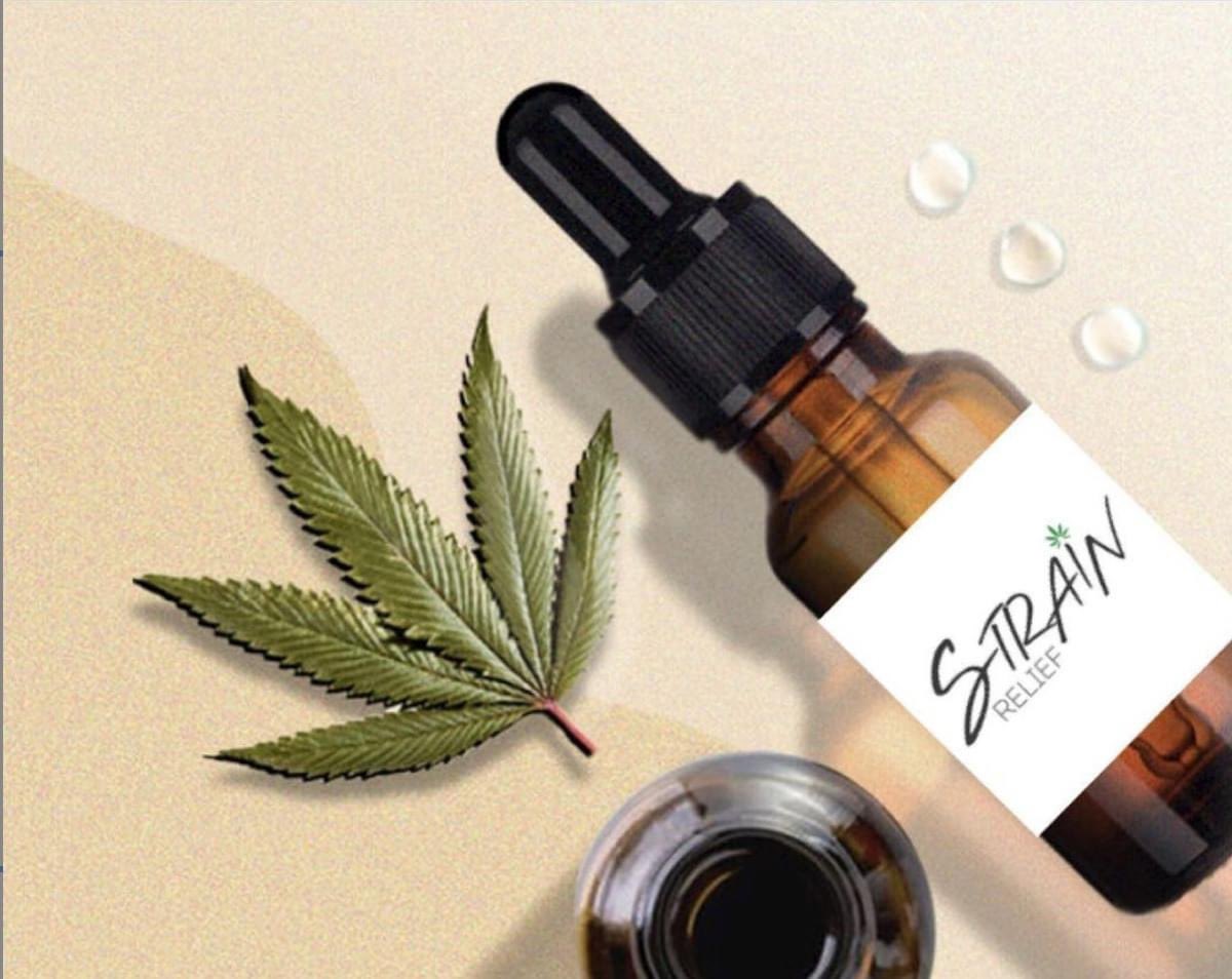 strainrelief's tweet photo. We have amazing quality full extract Canna oil in stock! FREE DELIVERY to any address in South Africa! 
Order now: https://t.co/Vc0rP9PosG

#cannabis #cannabisoil #dagga #tincture #southafrica #thc #cbd #mct #cannabisindustry https://t.co/LQfF80zMNr