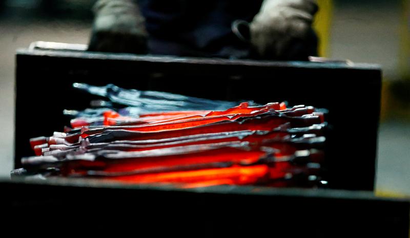 Euro zone business activity shrank sharply in November: PMI https://t.co/vHTMAqy44x https://t.co/J186TxyTMv