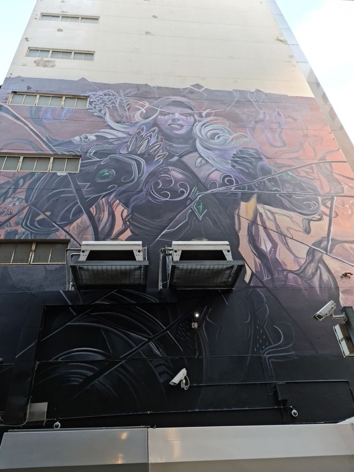 Asynca's tweet image. THE SYLVANAS IS STILL UP IN MELBOURNE! 😍😍😍
