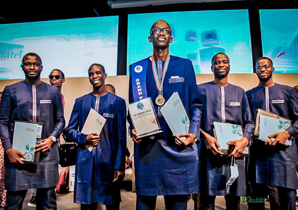 La strat up sénégalaise #TOLBI reçoit pour sa première édition, le Grand Prix du Président de la République pour l'innovation numérique, la plus haute distinction nationale pour une startup dans l'agritech.