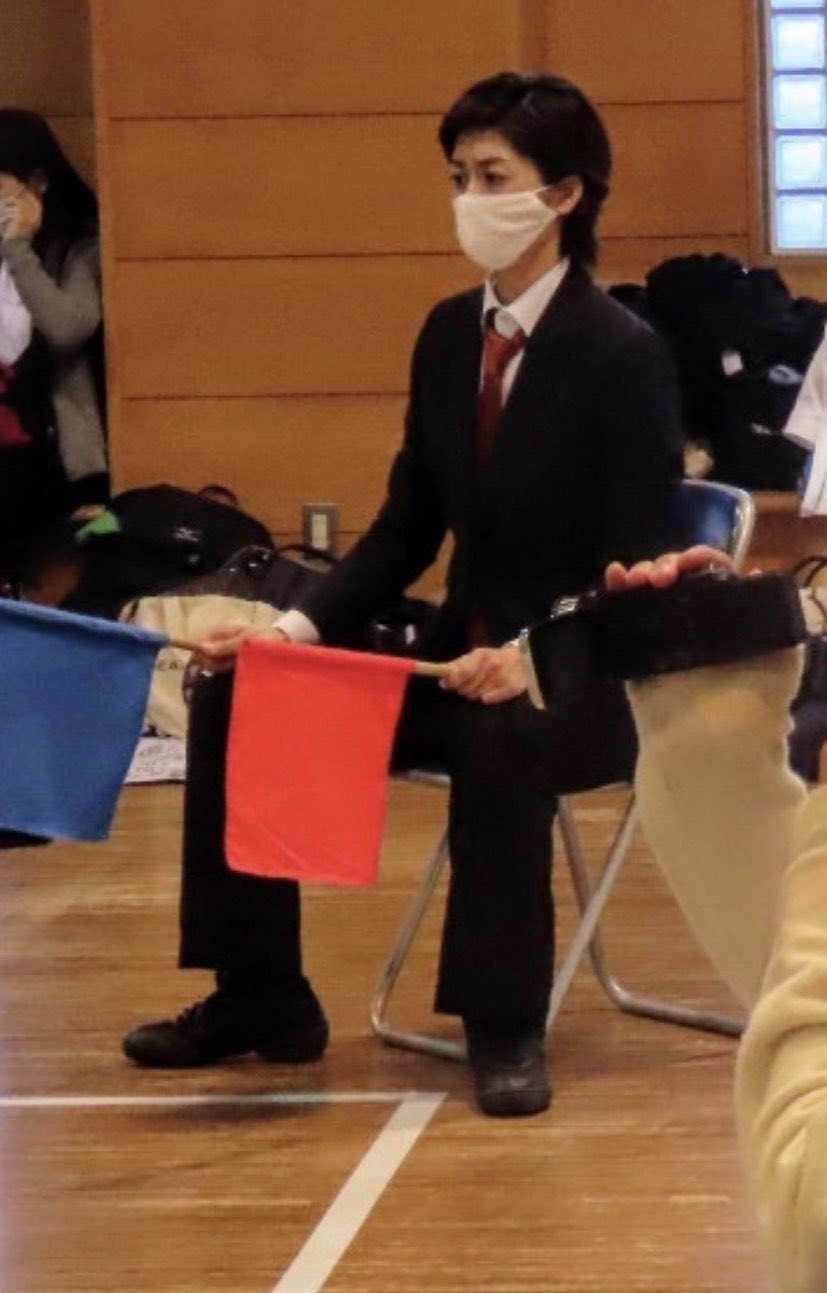 元タカラジェンヌが空手の審判員をしたら モテすぎてしまった 話題の画像プラス 元タカラジェンヌが空手の審判員をしたら モテすぎてしまった 話題の画像プラス