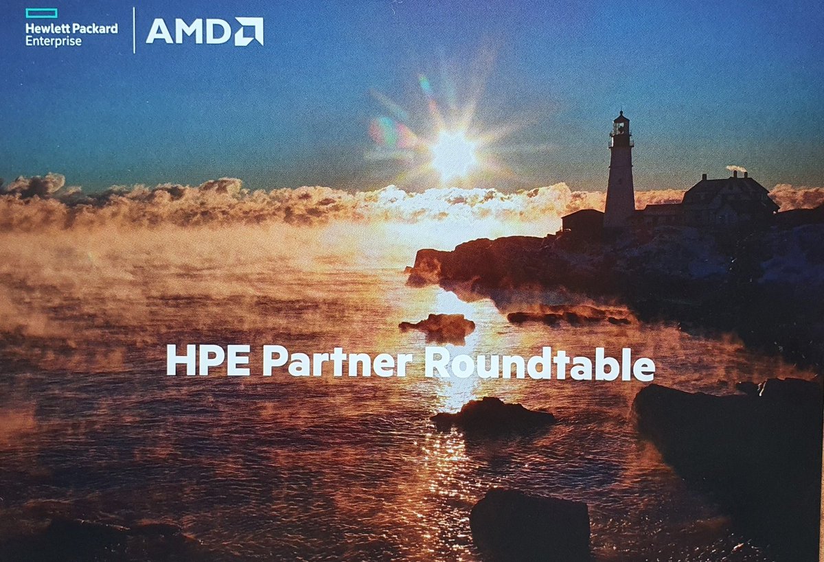 fibertothedesk's tweet image. Und da kam dann das Proviantpaket. Danke @HPE_DE 
Freue mich auf den #PartnerRoundtable