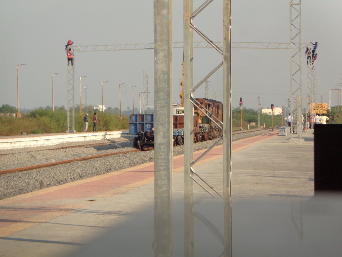 SrikarRail's tweet photo. Installation of #CrossBars Started at Koratla Railway Station as the part of Lingampet-Jagityal - Nizamabad Railway Line Electrification Works... https://t.co/MgErLmkoiO