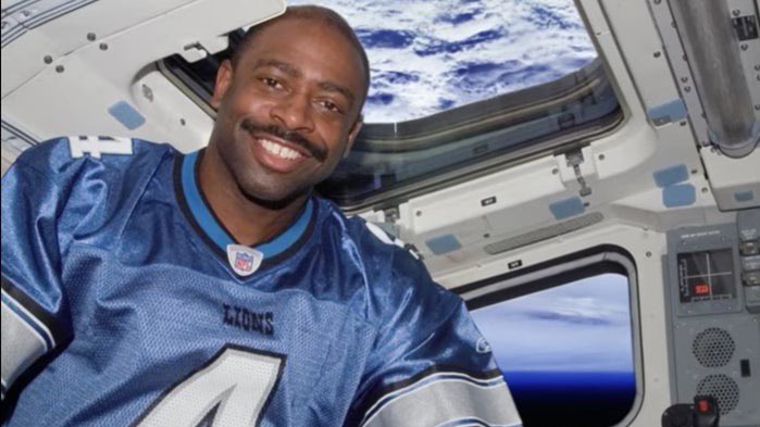 National Vintage League on X: "The Detroit Lions 11th Round Draft pick in the 1986 NFL Draft (WR Leland Melvin) ended up as an astronaut after his short football career. So of