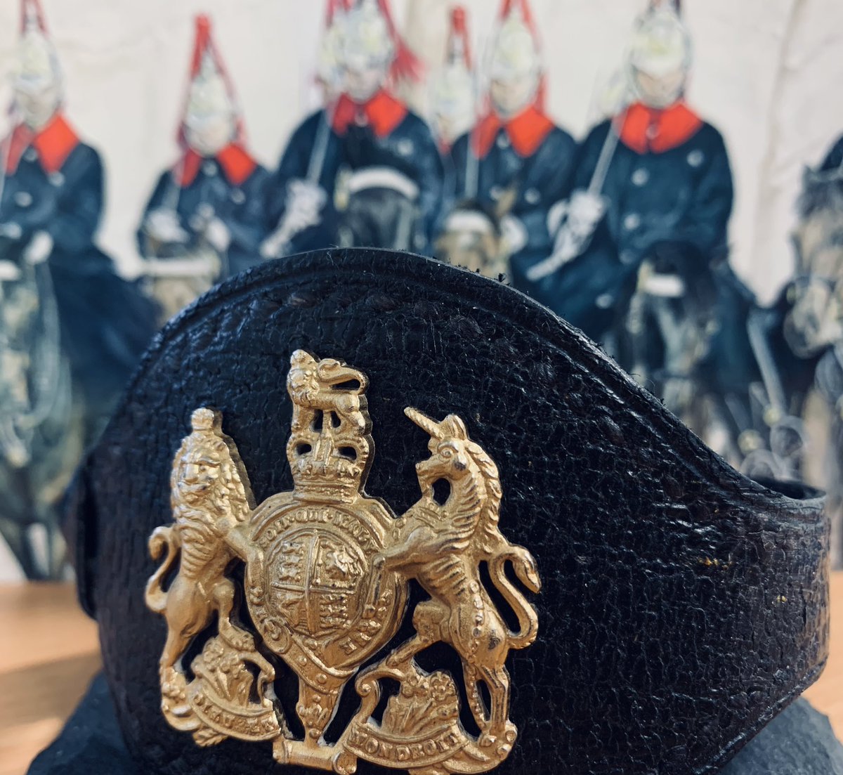 Congratulations to all those selected for promotion to WO1. A further and more personal message of well done to those from @HCav1660 who have achieved the pinnacle rank of Warrant Officer Class 1. #trustedGuardians #familyRegiment #Congrats