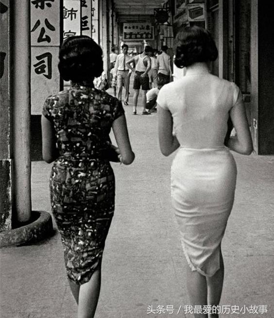 The Qipao (旗袍) / Cheongsam (長衫) was perfected in the 1940s, when it evolved the tight fit, short sleeves and short cut with thigh high side slits that we know it by to this day.