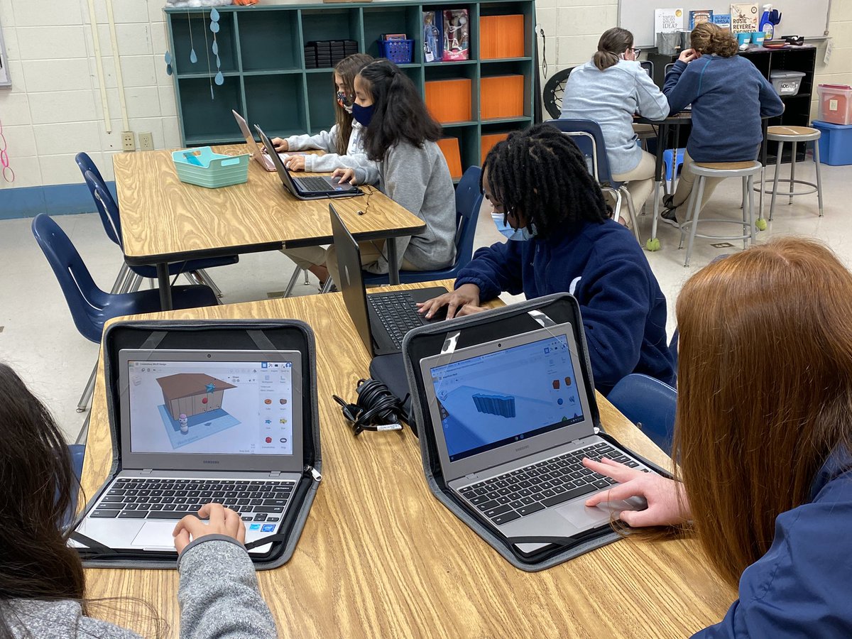 CauseyStem's tweet image. Gingerbread House CAD Throw Down is ON! Who can design the best gingerbread house? Students will post to Flipgrid and have their submission reviewed by classmates. @Careertechmob @MobilePublicSch @hoolie1julie #cs #engineeringanddesign @JCRich19 @ChasityCollie11
