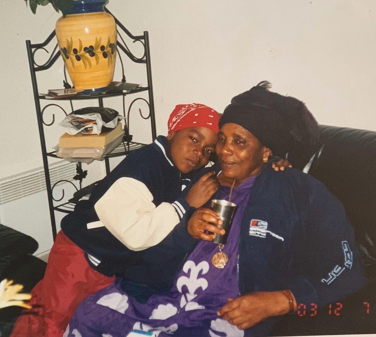 De son véritable patronyme Julien Bouadjie, Tayc (qu’il faut prononcer "Taykee") naît au cœur de la ville de Marseille. Il grandit dans la cité phocéenne baigné dans la culture musicale de ses parents et dans une partie de culture musicale locale.