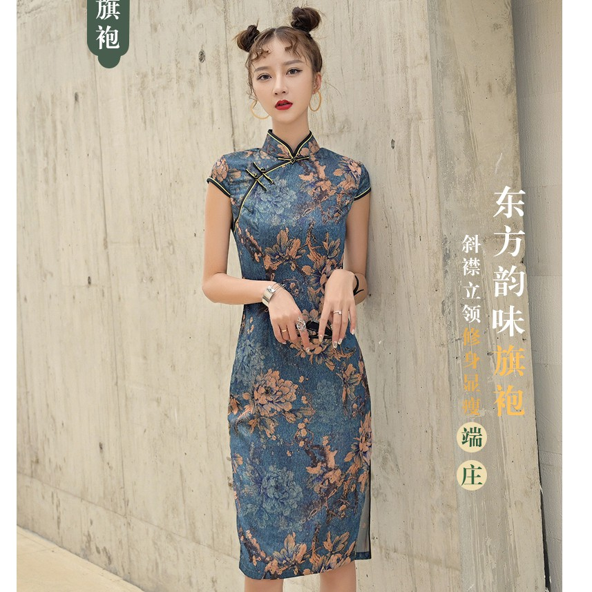 The Qipao has enjoyed steady popularity in the Sinosphere for over a century now and continues to evolve to suit contemporary tastes to this day, with Benimaru pushing it to shorter, tighter heights than ever before! #KOFXV  #KOF15  #Benimaru  #旗袍