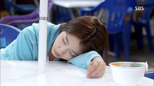 ً (@gwaenchena) on Twitter photo 2020-12-03 16:22:05 its the way young-do also did eun-sangs sleeping position. looking at him feeling heartbroken makes me so emotional too 🥺 #TheHeirs its the way young-do also did eun-sangs sleeping position. looking at him feeling heartbroken makes me so emotional too 🥺 #TheHeirs