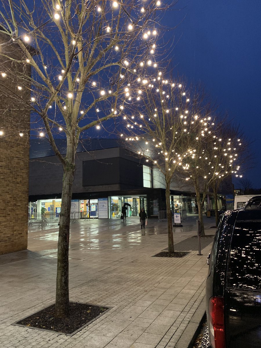 davegillard's tweet photo. The @UniofHerts Student Forum and Asymptomatic Test Centre looking good in the rain this evening. #StudentTravelWindow #Covid19 #GoHerts https://t.co/A6oqKxcc8P