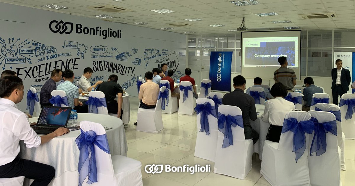 Bonfiglioli_'s tweet image. Last month our #Bonfiglioli #Vietnam Plant had the pleasure to host some customers of the Heavy Industry!
 
It was an incredible occasion to show them how this factory is specialized in the production of top class electric #motors &amp;amp; #gearboxes for different industries.